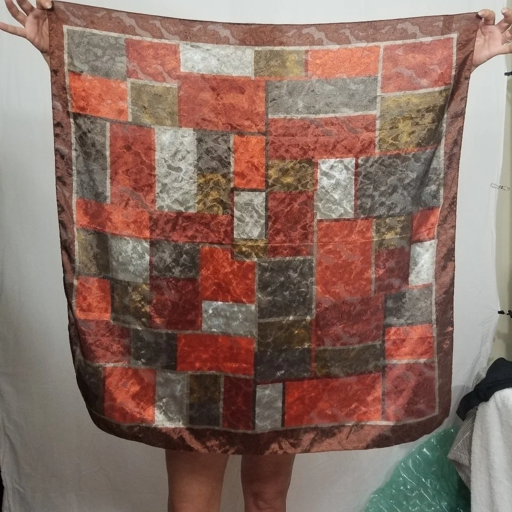 Elaine Gold Scarf